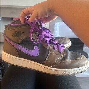 Nike Purple High-Top Sneakers. Youth 7